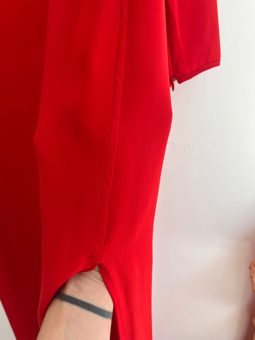 red. dress. OSCAR DE LA RENTA. silk.