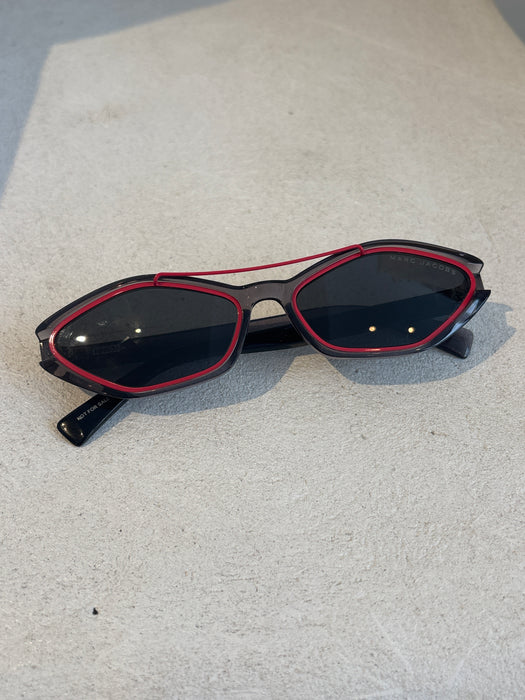 marc jacobs. SUNglasses.