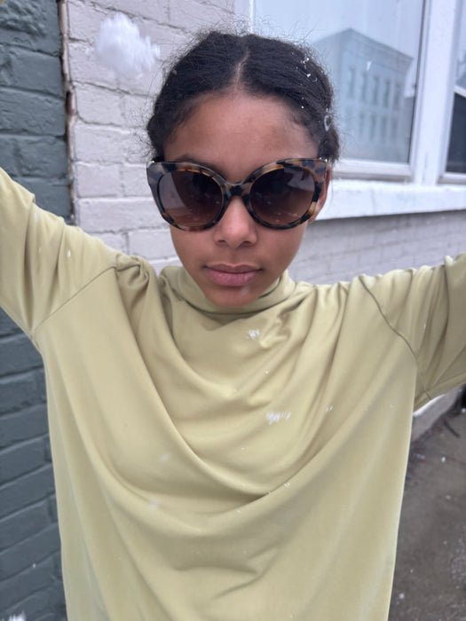 sunglasses. MARC JACOBS. tortoise.