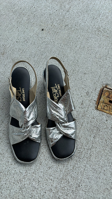 silver. SANDAL.