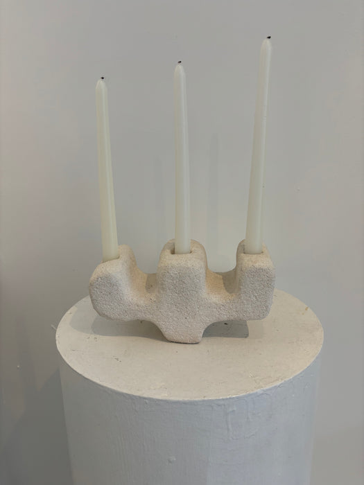 simone.CANDLE HOLDER. cement infusion.