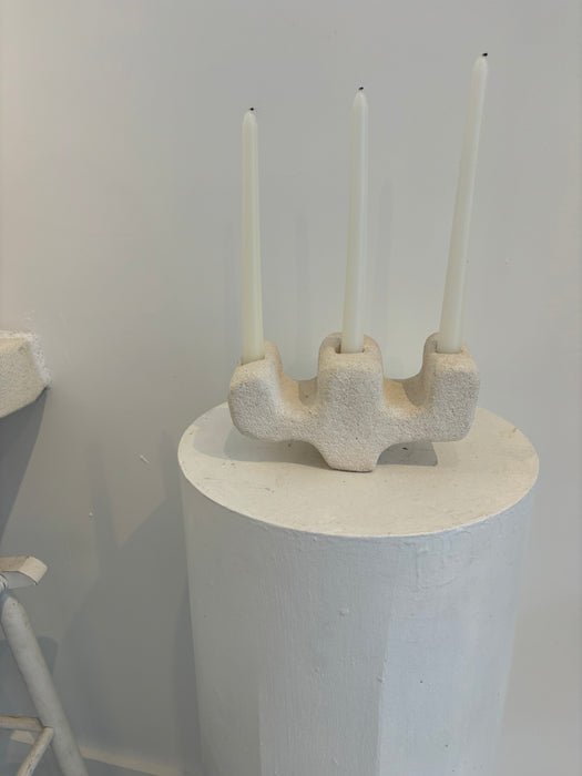 simone.CANDLE HOLDER. cement infusion.