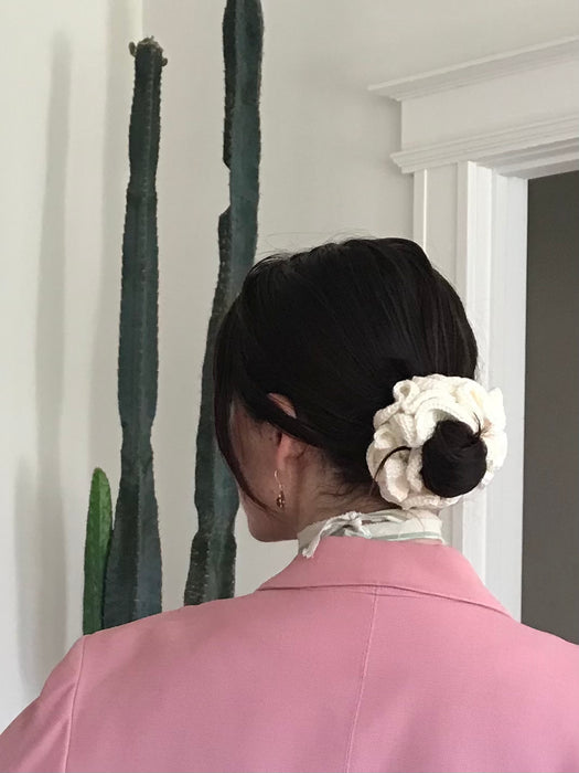 crochet. SCRUNCHIE.