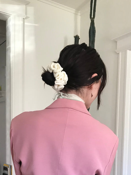 crochet. SCRUNCHIE.