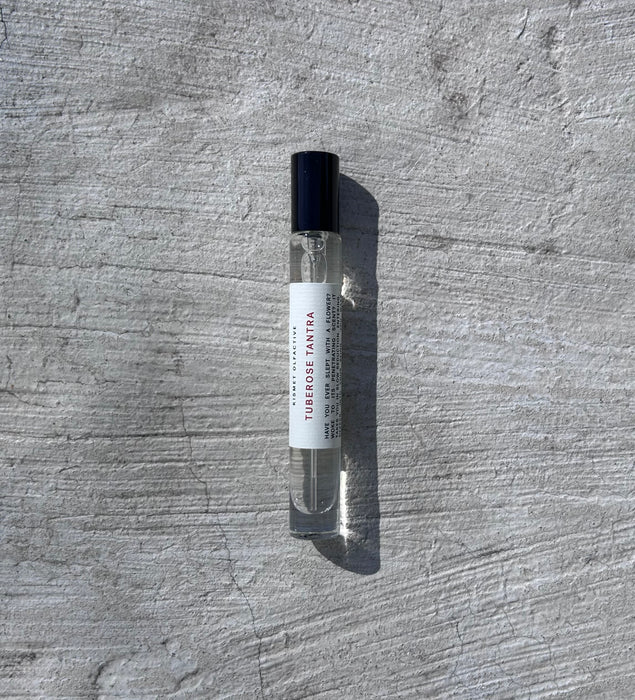 KISMET olfactive. TUBEROSE tantra. perfume. TRAVEL.
