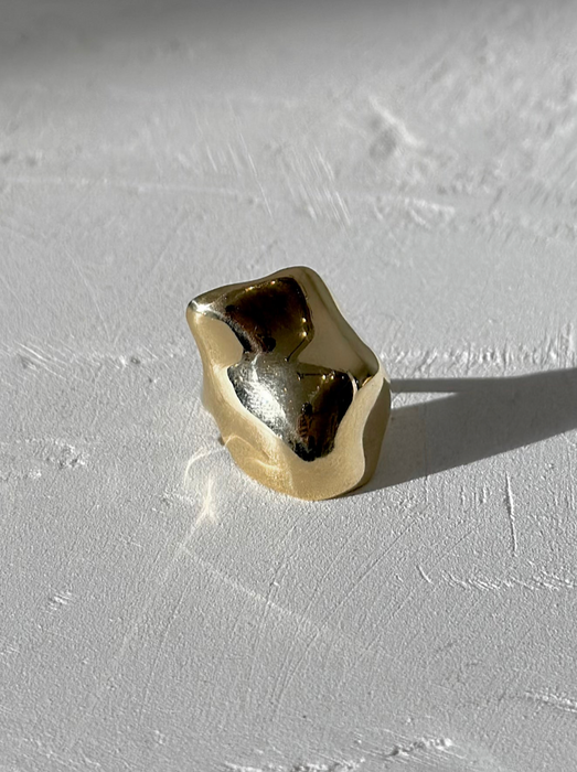 thévenot. MOAI. ring.