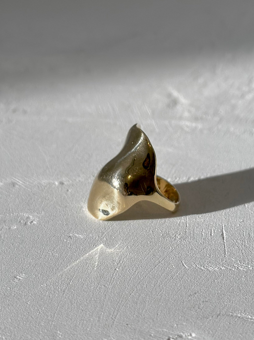 thévenot. MOAI. ring.